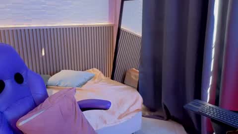 milena_lawson online show from 6, 7, 2026