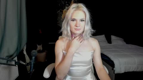 Snapshot of milena_marshmallows chatting on 8, 12, 2024 Milena online show from 8, 12, 2024