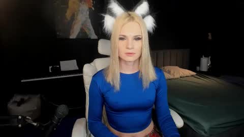 Snapshot of milena_marshmallows chatting on 15, 10, 2025 Milena online show from 15, 10, 2025