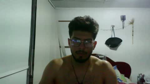 mileslennon online show from 10, 1, 2026