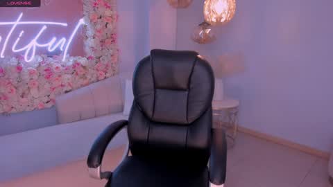 Miley Cruz  IG miley model23 online show from 6, 12, 2024