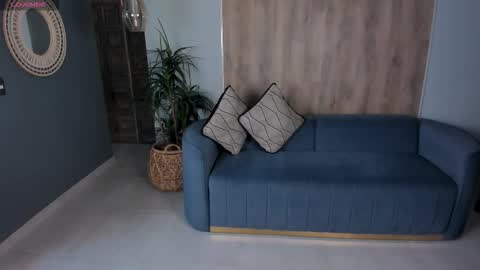 Miley Cruz  IG miley model23 online show from 9, 9, 2025