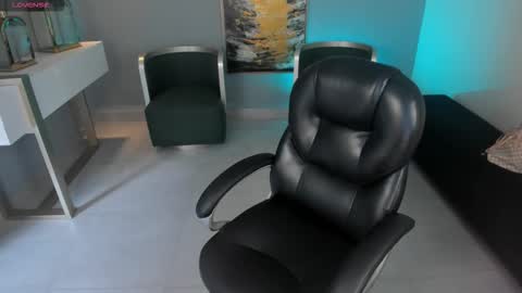 Miley Cruz  IG miley model23 online show from 15, 9, 2025