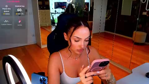 Miley Sin online show from 10, 7, 2026