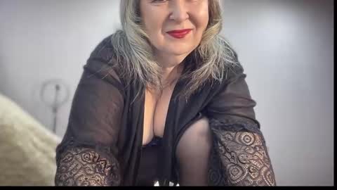 Charlotte online show from 16, 12, 2025