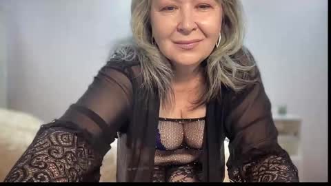 Charlotte online show from 17, 12, 2025