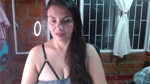 Snapshot of milf_fantassy chatting on 4, 10, 2025 Ana online show from 4, 10, 2025