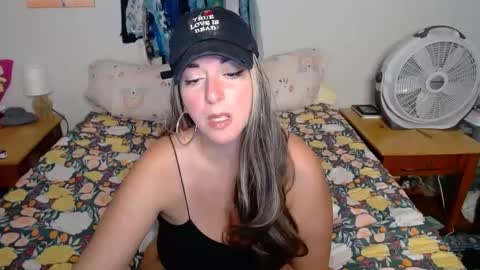 MILF Monee online show from 23, 9, 2025