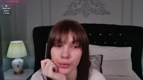 Mili Jay online show from 12, 5, 2026