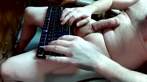 Snapshot of milkm3dry chatting on 12, 1, 2025 milk me dry online show from 12, 1, 2025