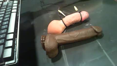 Snapshot of milkm3dry chatting on 5, 2, 2025 milk me dry online show from 5, 2, 2025