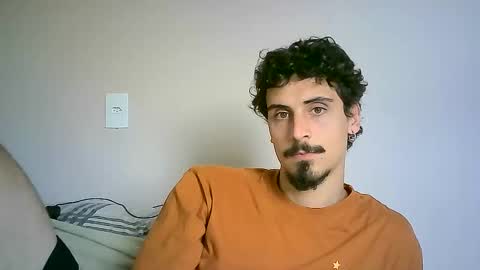 Snapshot of milkoffee chatting on 10, 12, 2024 milkoffee online show from 10, 12, 2024