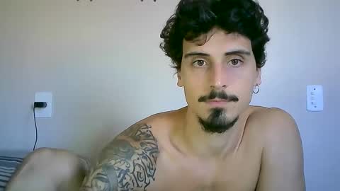 Snapshot of milkoffee chatting on 11, 12, 2024 milkoffee online show from 11, 12, 2024