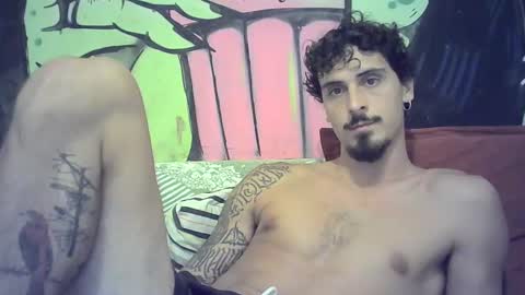 Snapshot of milkoffee chatting on 12, 3, 2025 milkoffee online show from 12, 3, 2025