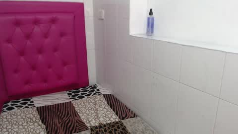 milkyway_18 online show from 8, 2, 2025