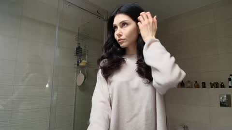 Snapshot of milla_bella chatting on 8, 1, 2026 milla bella online show from 8, 1, 2026