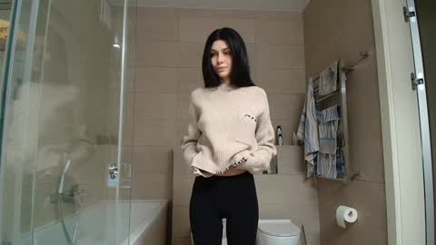 Snapshot of milla_bella chatting on 31, 1, 2026 milla bella online show from 31, 1, 2026