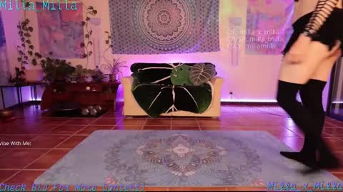 milla_milla online show from 2, 11, 2025