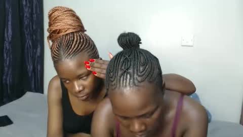 Snapshot of milla_nova chatting on 16, 5, 2026 nova online show from 16, 5, 2026