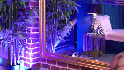 Snapshot of milla_serene chatting on 28, 11, 2025 Milla online show from 28, 11, 2025