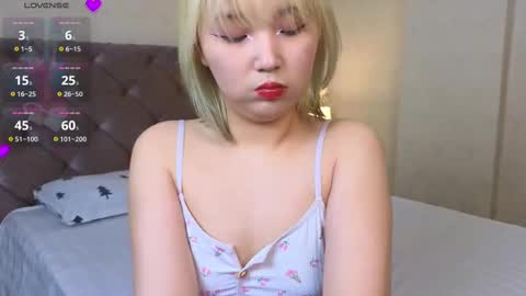 Snapshot of milla_waves chatting on 26, 2, 2025 Milla or just Mi online show from 26, 2, 2025