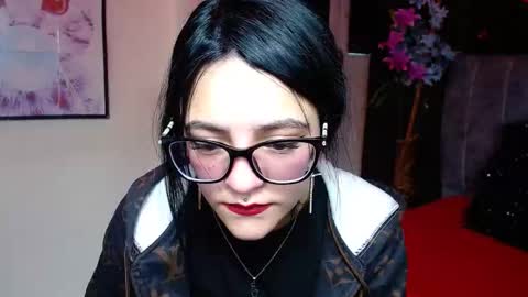 Snapshot of millacounisslosexanal chatting on 15, 11, 2025 Violeta online show from 15, 11, 2025