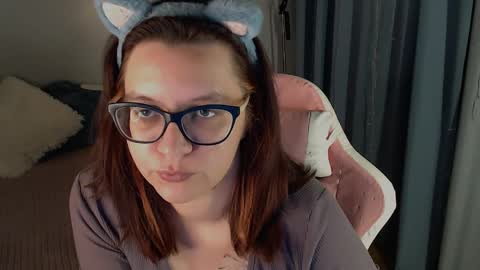 Milla online show from 10, 4, 2026