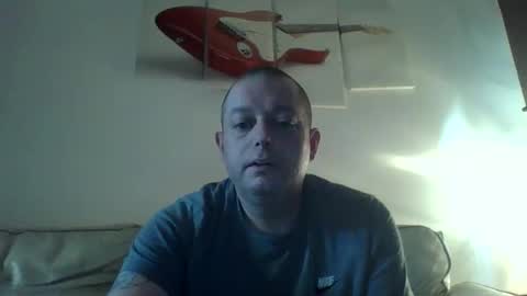 niceguy81 online show from 9, 4, 2026
