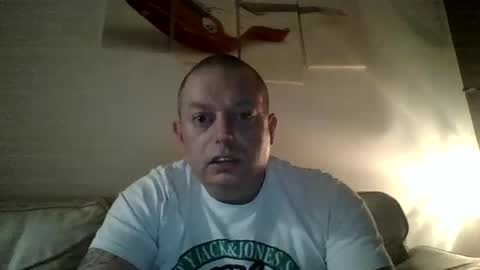 niceguy81 online show from 22, 4, 2026
