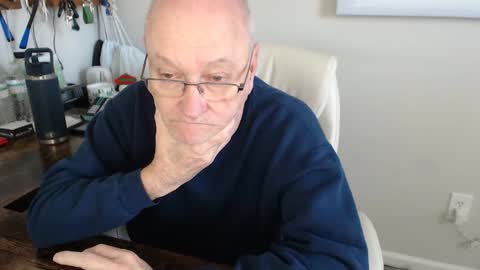 Snapshot of millenium0129 chatting on 10, 11, 2025 millenium0129 online show from 10, 11, 2025