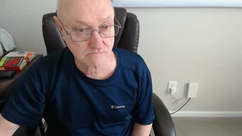 Snapshot of millenium0129 chatting on 21, 4, 2026 millenium0129 online show from 21, 4, 2026