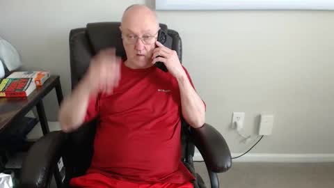Snapshot of millenium0129 chatting on 22, 4, 2026 millenium0129 online show from 22, 4, 2026
