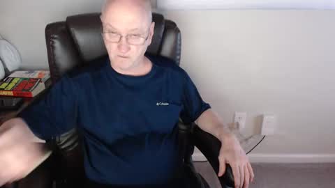Snapshot of millenium0129 chatting on 26, 4, 2026 millenium0129 online show from 26, 4, 2026