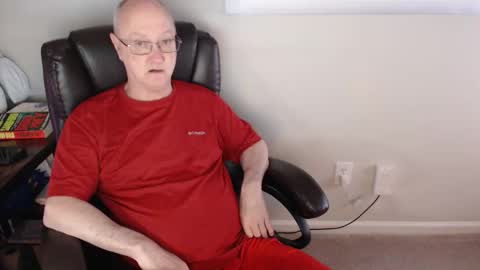 Snapshot of millenium0129 chatting on 28, 4, 2026 millenium0129 online show from 28, 4, 2026