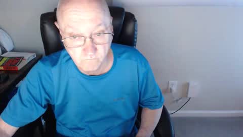 Snapshot of millenium0129 chatting on 10, 5, 2026 millenium0129 online show from 10, 5, 2026
