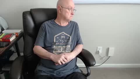 Snapshot of millenium0129 chatting on 12, 5, 2026 millenium0129 online show from 12, 5, 2026