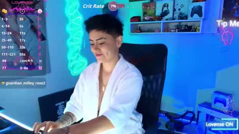 Snapshot of milley_rose chatting on 16, 9, 2025 Im girl my name is Johana online show from 16, 9, 2025