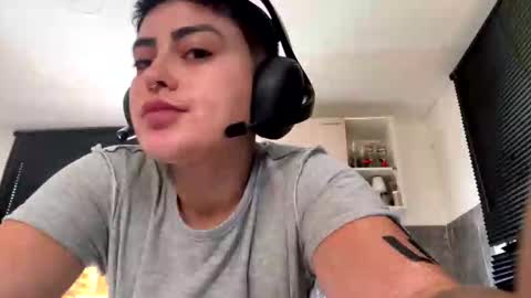 Snapshot of milley_rose chatting on 21, 10, 2025 Im girl my name is Johana online show from 21, 10, 2025