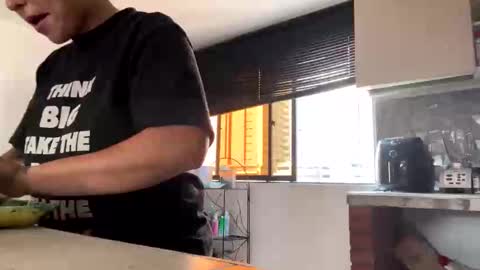 Snapshot of milley_rose chatting on 24, 10, 2025 Im girl my name is Johana online show from 24, 10, 2025