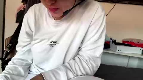 Snapshot of milley_rose chatting on 31, 10, 2025 Im girl my name is Johana online show from 31, 10, 2025