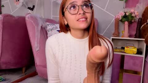 milleyjones_ online show from 28, 10, 2025