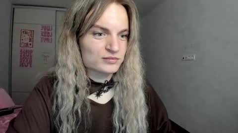 mili-kira online show from 9, 5, 2026