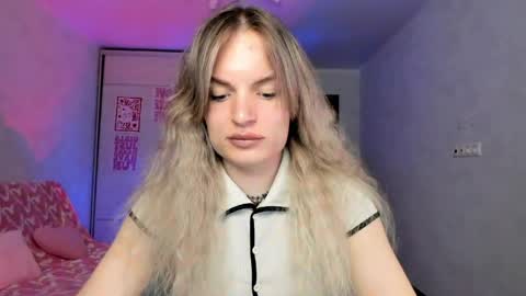 mili-kira online show from 17, 5, 2026