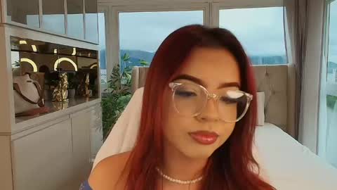 Milly Shelton online show from 19, 5, 2026
