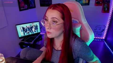 Snapshot of milly_yako chatting on 19, 9, 2025 Monkey D Maddie online show from 19, 9, 2025