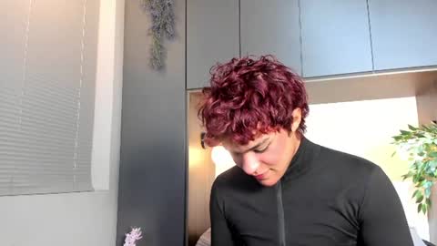 milo_evans online show from 21, 6, 2026