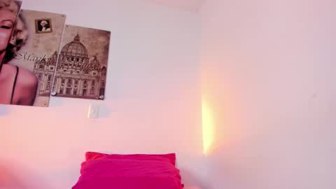 Snapshot of milu_cooper chatting on 5, 11, 2025 milu modelo independiente .onlyfans kmila model online show from 5, 11, 2025