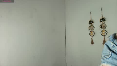 Milu Gomez online show from 18, 9, 2025