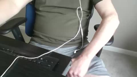 milwaukeebadger24 online show from 15, 4, 2026