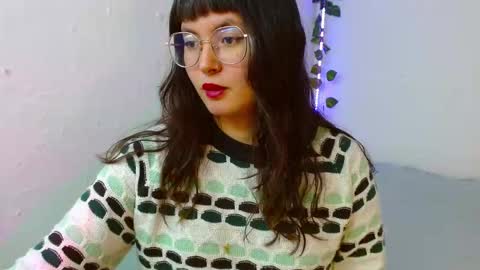 mily_baker online show from 27, 1, 2025